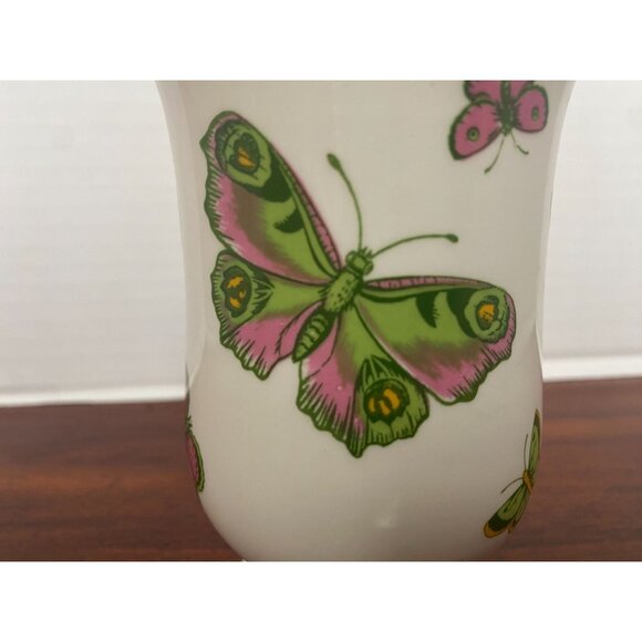 Crown Staffordshire Fine Bone China Butterfly Mugs (Qty. 4) - Picture 6 of 7